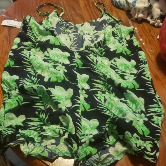 Romper - Picture 3 of 3